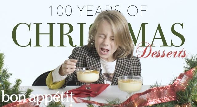 Kinder versuchen Weihnachtsdesserts der letzten 100 Jahre Kinder versuchen Weihnachtsdesserts der letzten 100 Jahre