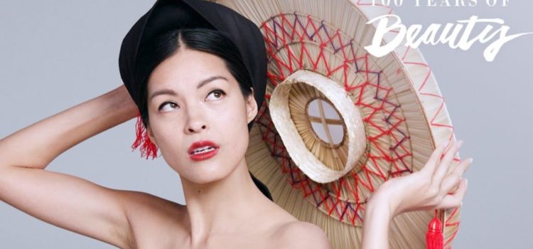Video: Schönheitsideale der letzten 100 Jahre in Vietnam Schönheitsideale der letzten 100 Jahre in Vietnam / 100 years of beauty Vietnam